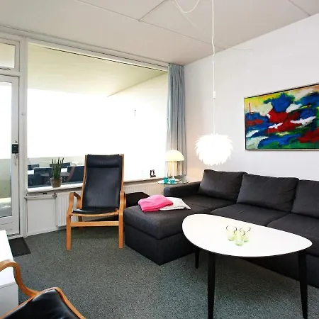 Xl Apartment